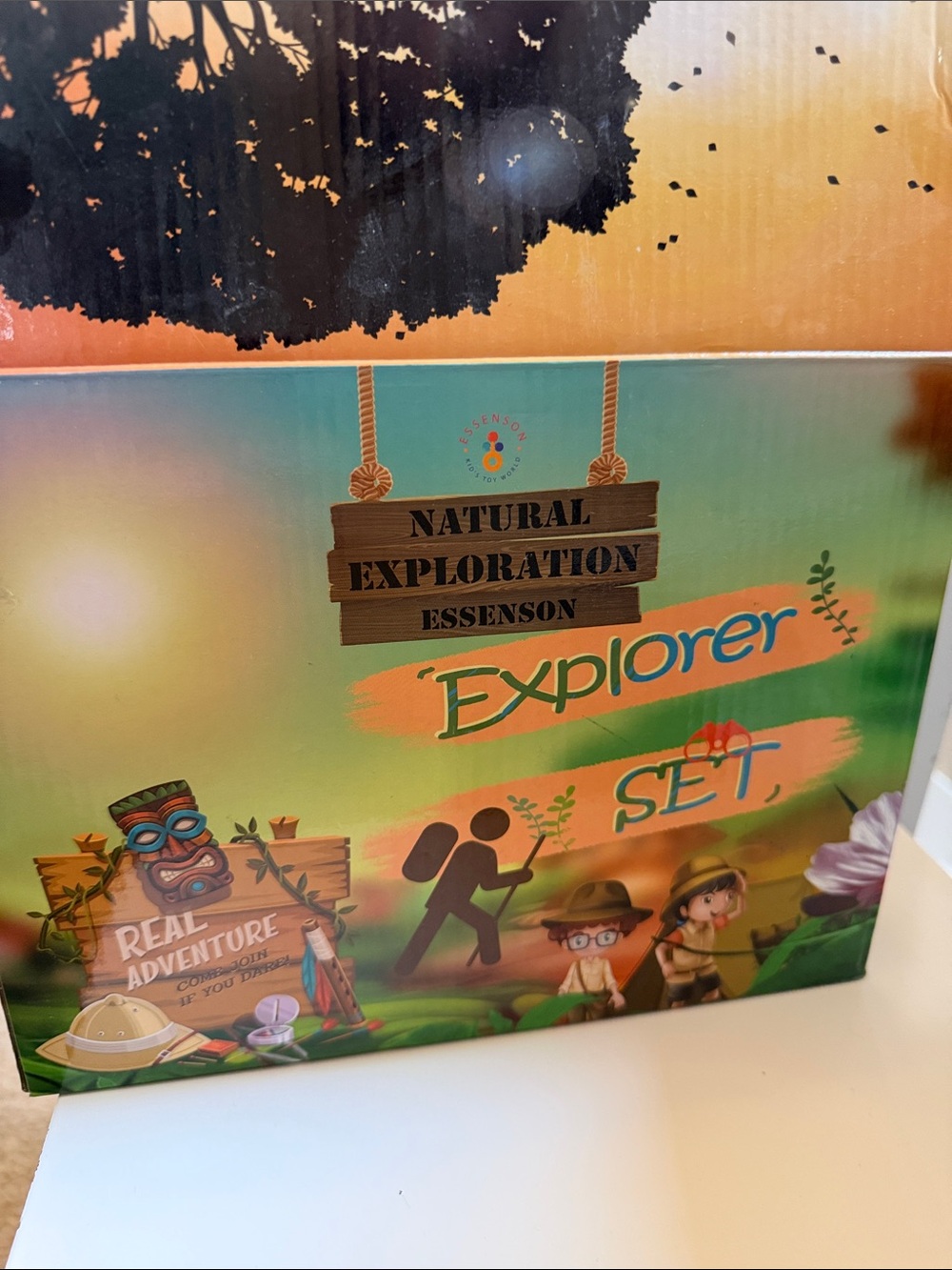 Natural Exploration Explorer Set - Green/Orange Box like new